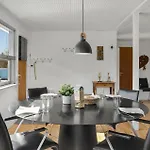 2 Bedroom Gorgeous In Hadsund