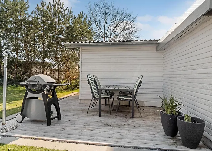 2 Bedroom Gorgeous In