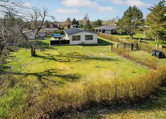 2 Bedroom Gorgeous In